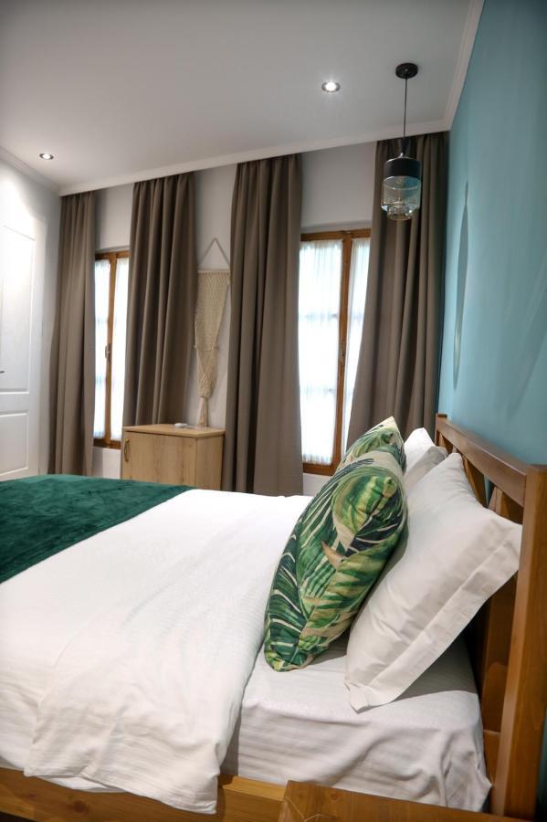 Agora Bed & Breakfast Vlore Exterior photo