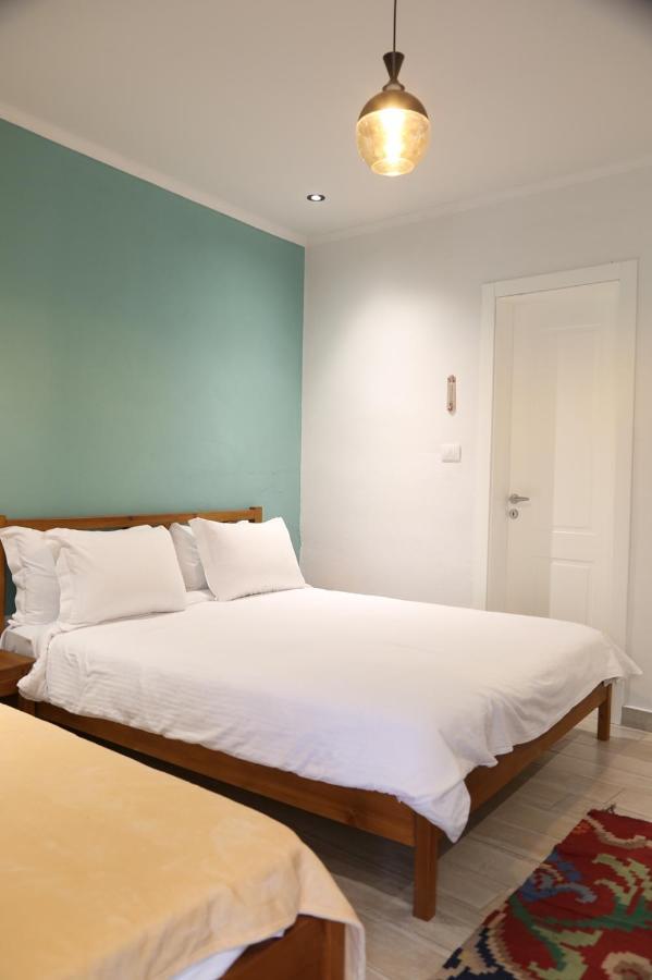 Agora Bed & Breakfast Vlore Exterior photo